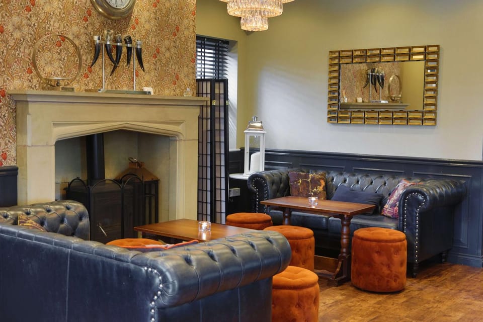 Lounge or bar
