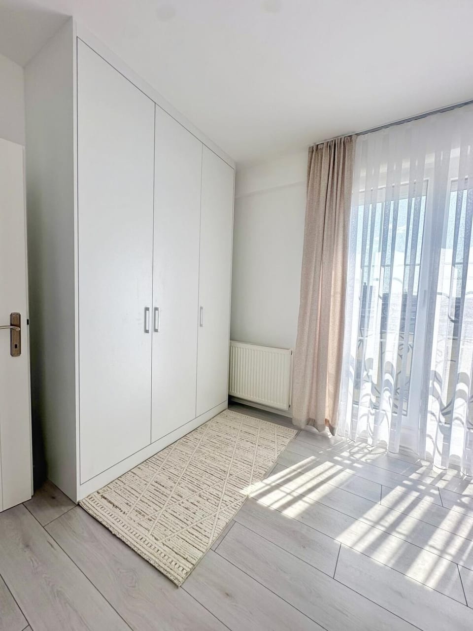 Bedroom, wardrobe
