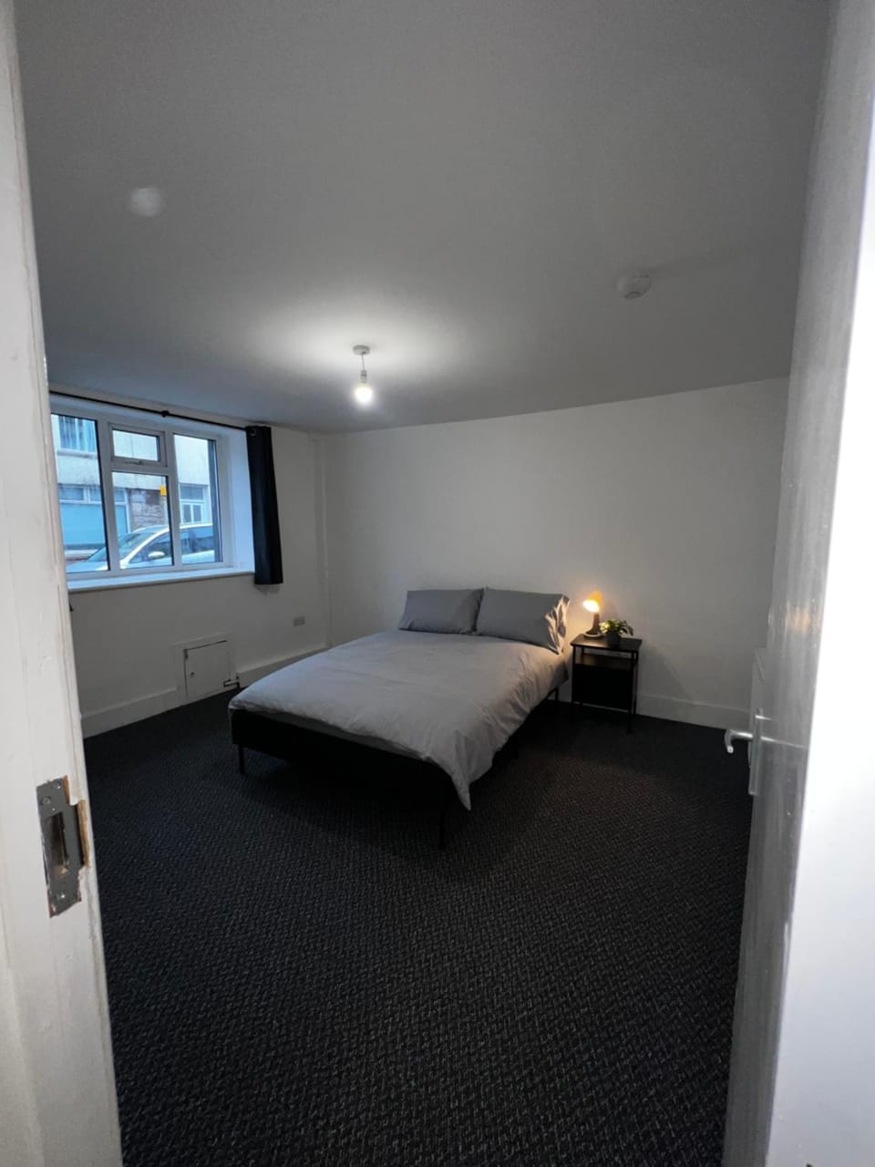 Brigantine House - Spacious 3-Bedroom Ensuites, Private Parking Included House in Newport