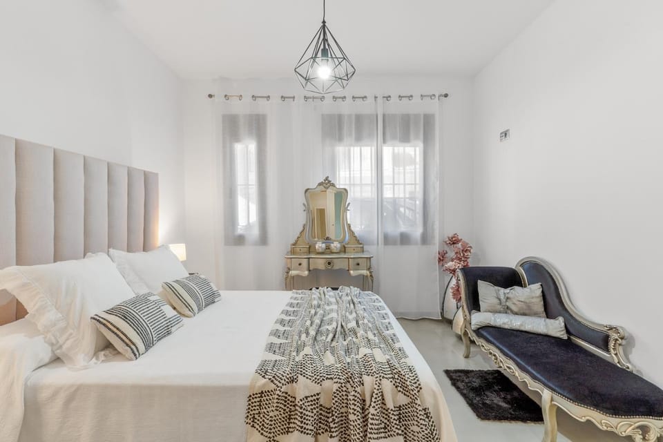 Living room, Bedroom