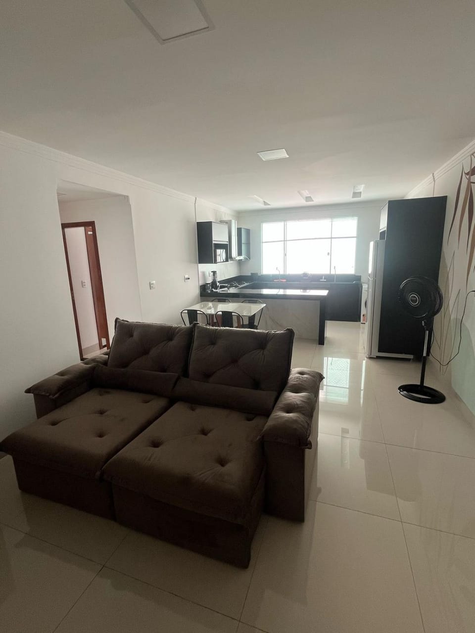 Apê mobiliado com ar e garagem no Lagoa Santa Apartment in Governador Valadares