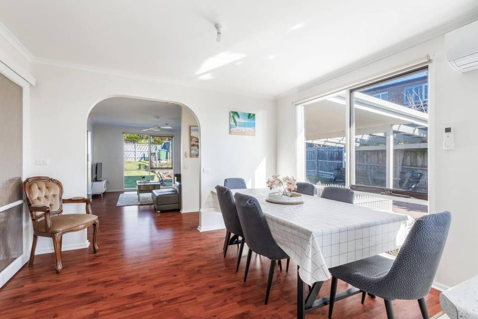 Other, Dining area