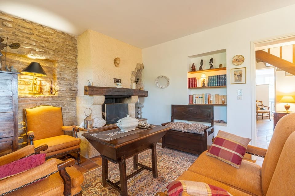 Property building, Living room