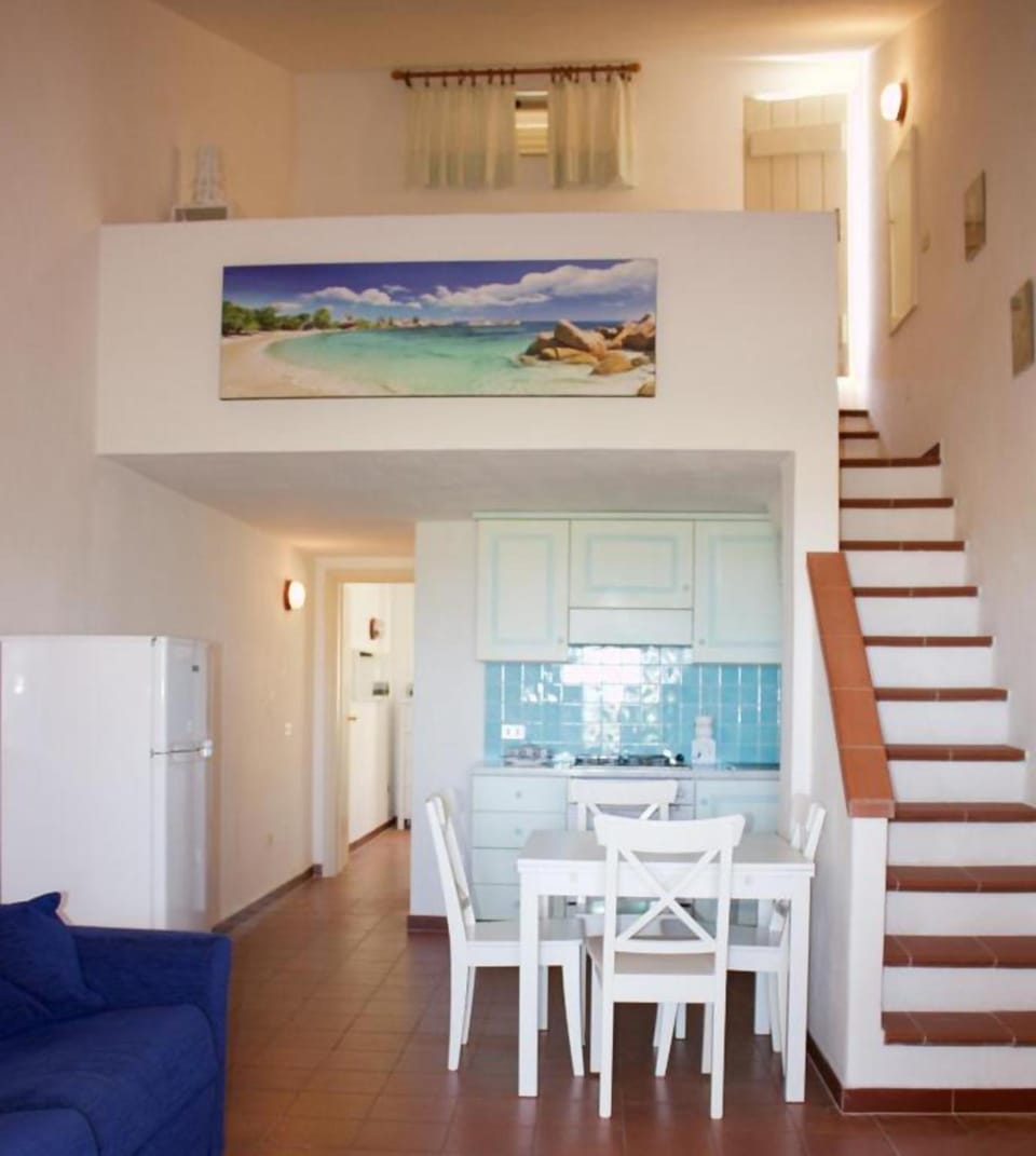 Villetta Iolanda Palau Sardegna con piscina Villa in Sardinia