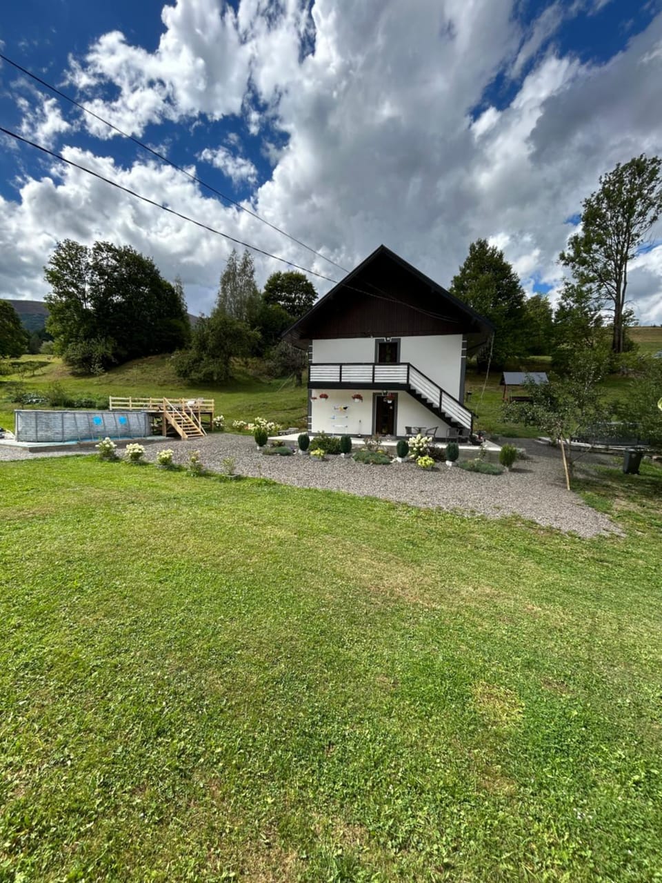 Мелодія Гір House in Ukraine