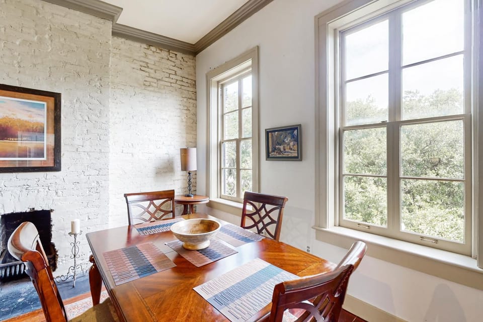 Gordon Street Retreat House in Savannah