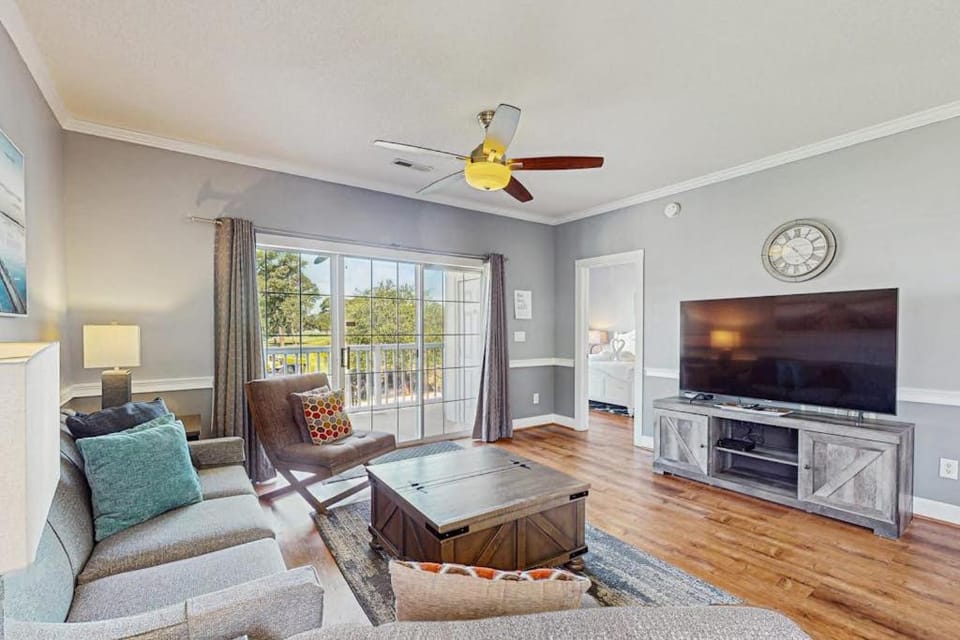 Wild Iris 202 Apartment in Carolina Forest
