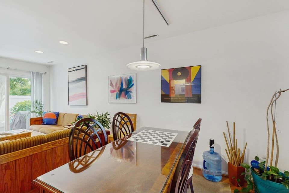 5 Blocks to Shore! Rehoboth Beach Family Escape House in Rehoboth Beach