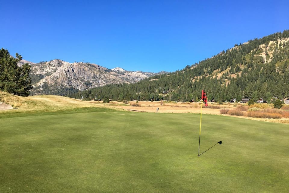 Scenic Valley Views! Cozy Everline Resort Getaway Apartment in Palisades Tahoe (Olympic Valley)