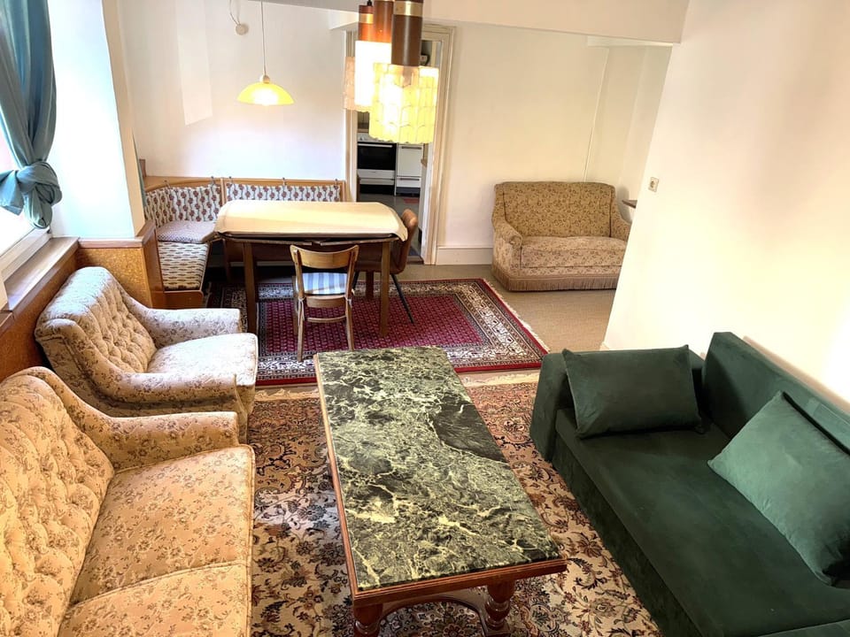 XXL Mega House 24 7 Check In Apartment in Rhineland-Palatinate