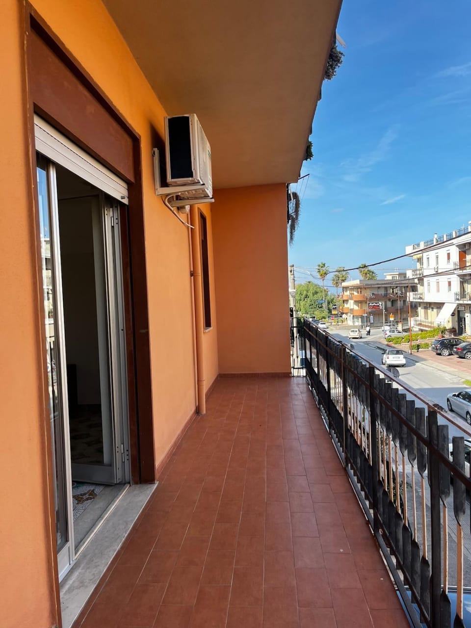 Property building, Day, View (from property/room), Balcony/Terrace