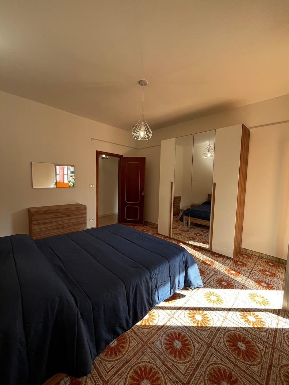 Bedroom, wardrobe