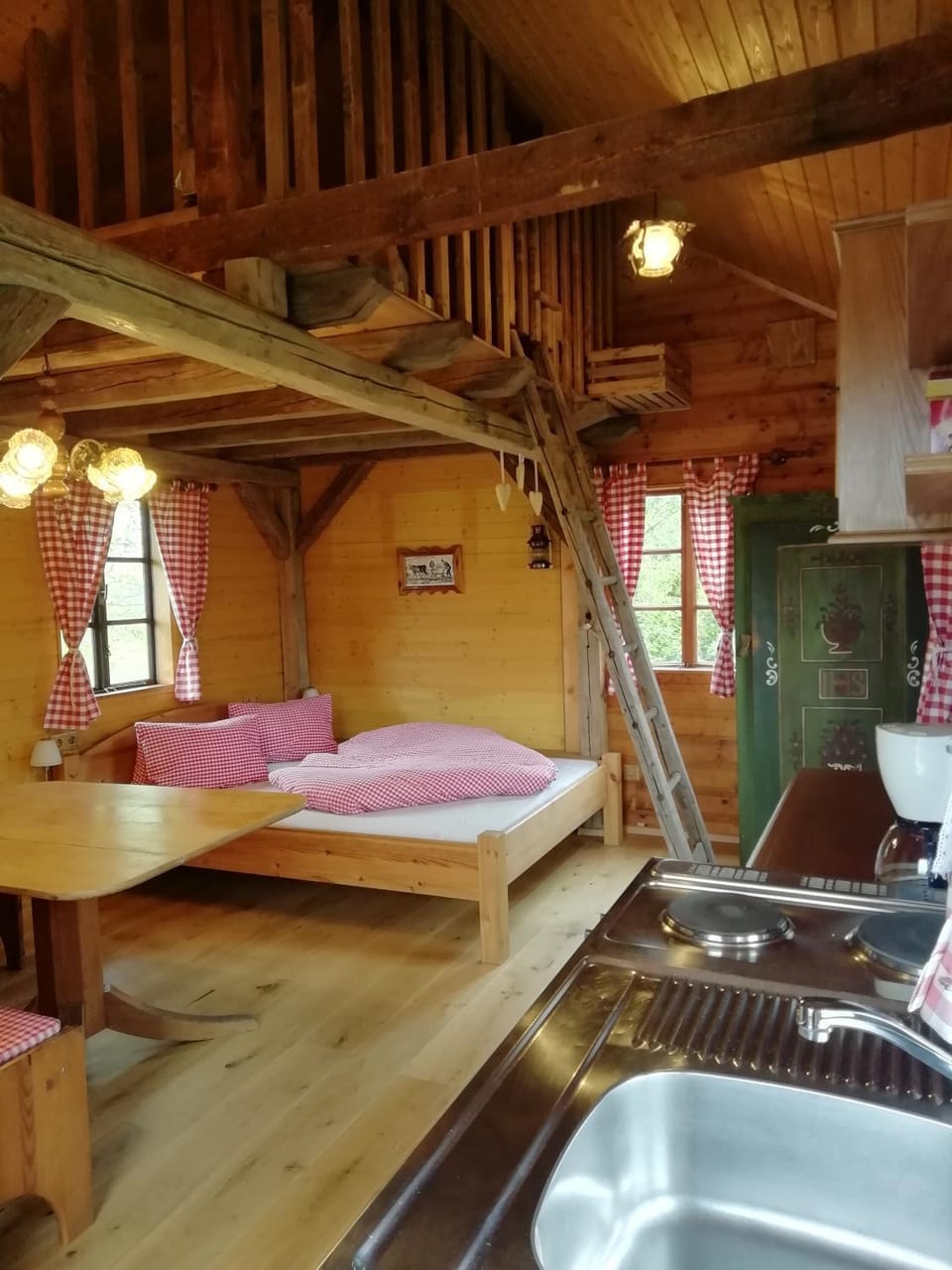 Photo of the whole room