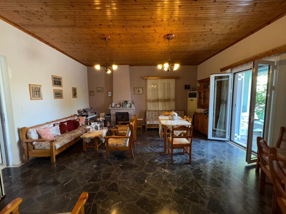 Nidi House House in Peloponnese, Western Greece and the Ionian