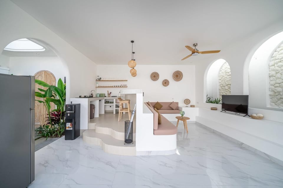 TV and multimedia, Kitchen or kitchenette, Living room