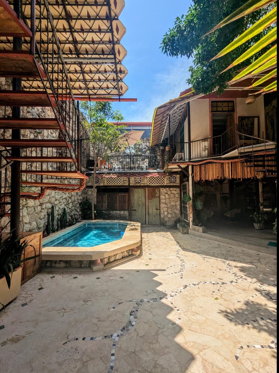 Swimming pool