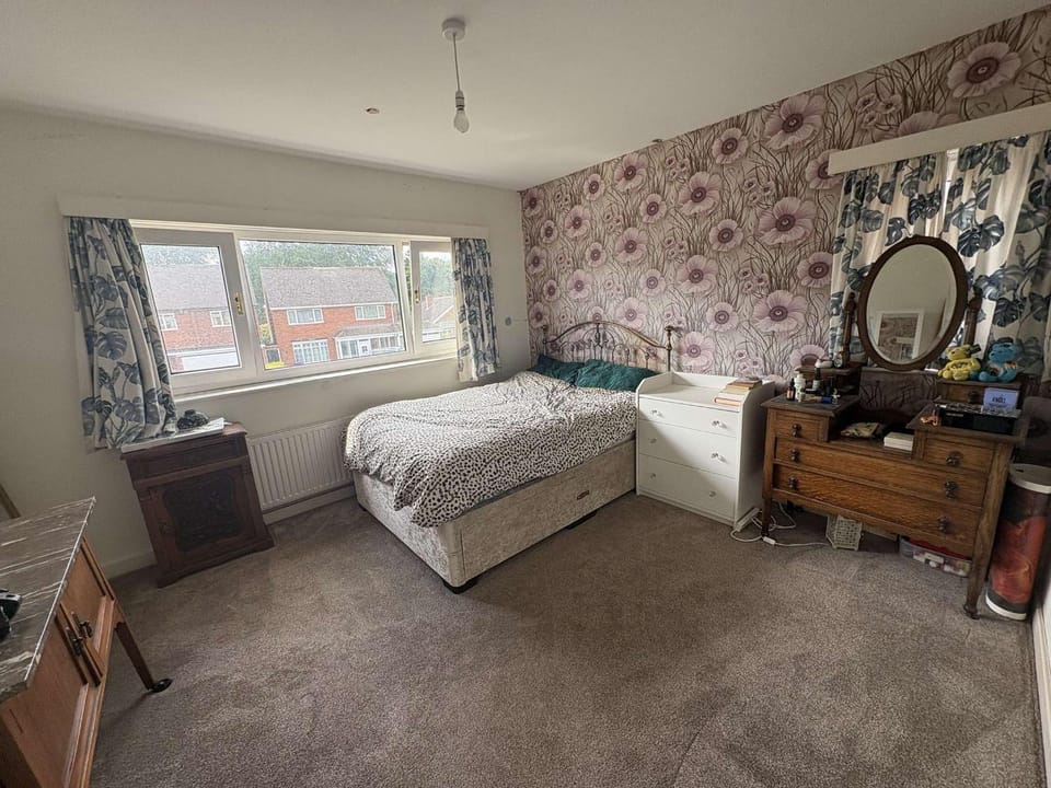 Spacious 2 bedroom property Apartment in Wolverhampton
