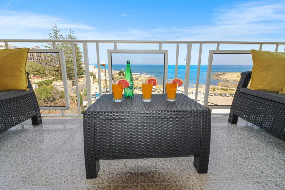 Balcony/Terrace, Seating area, Sea view