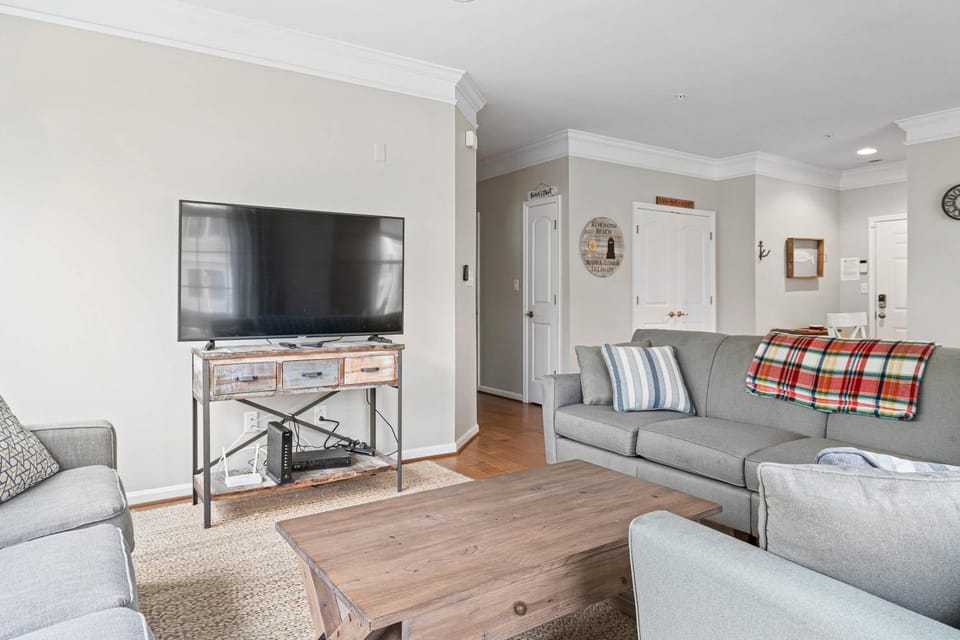 Grande Getaway - Walking Distance to the Beach House in Rehoboth Beach