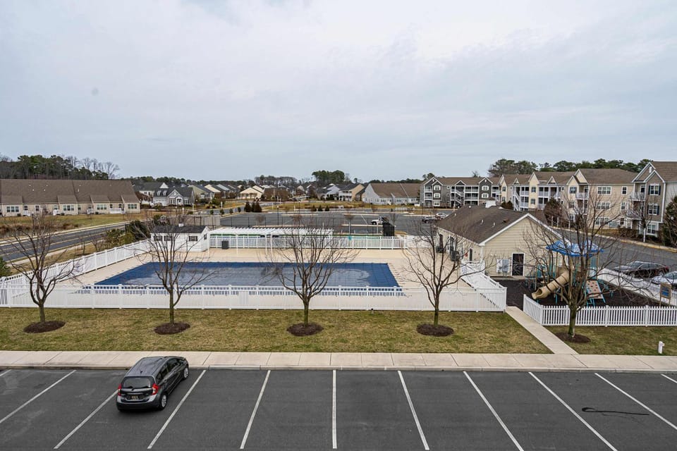Grande at Canal Retreat - Great Area in Rehoboth House in Rehoboth Beach