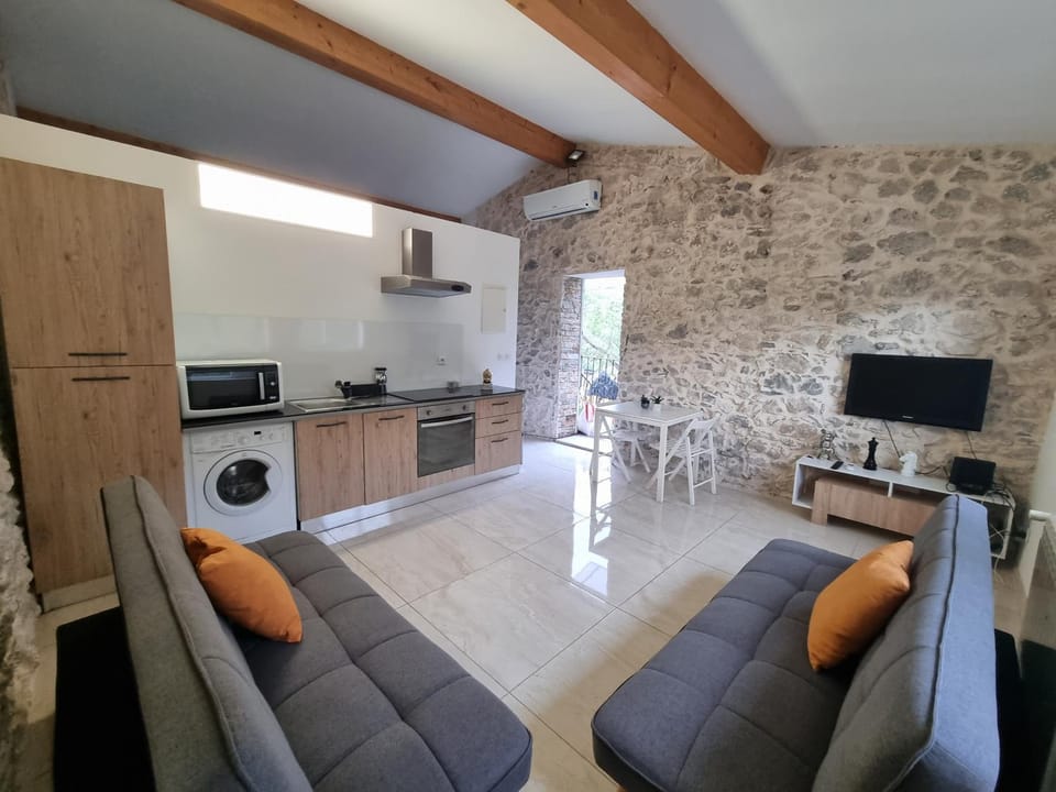 Appartement T2 55M2 Parc des calanques 15 Min Stade Vélodrome Apartment in Marseille