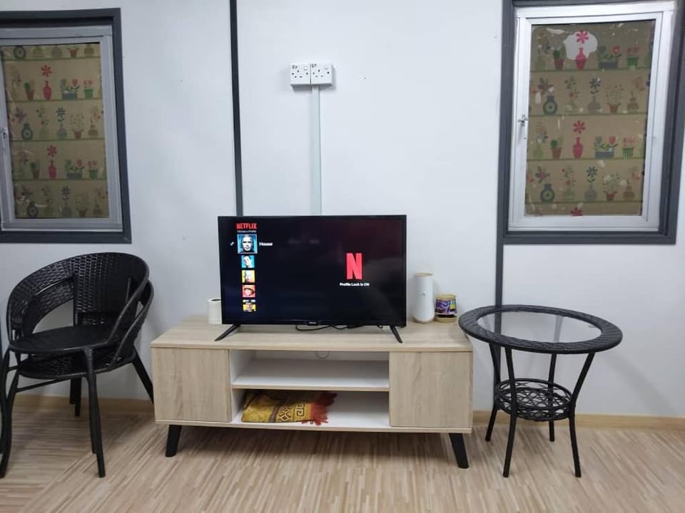 Haimara stayction, cabin with pool Hulu langat Cabin in Hulu Langat