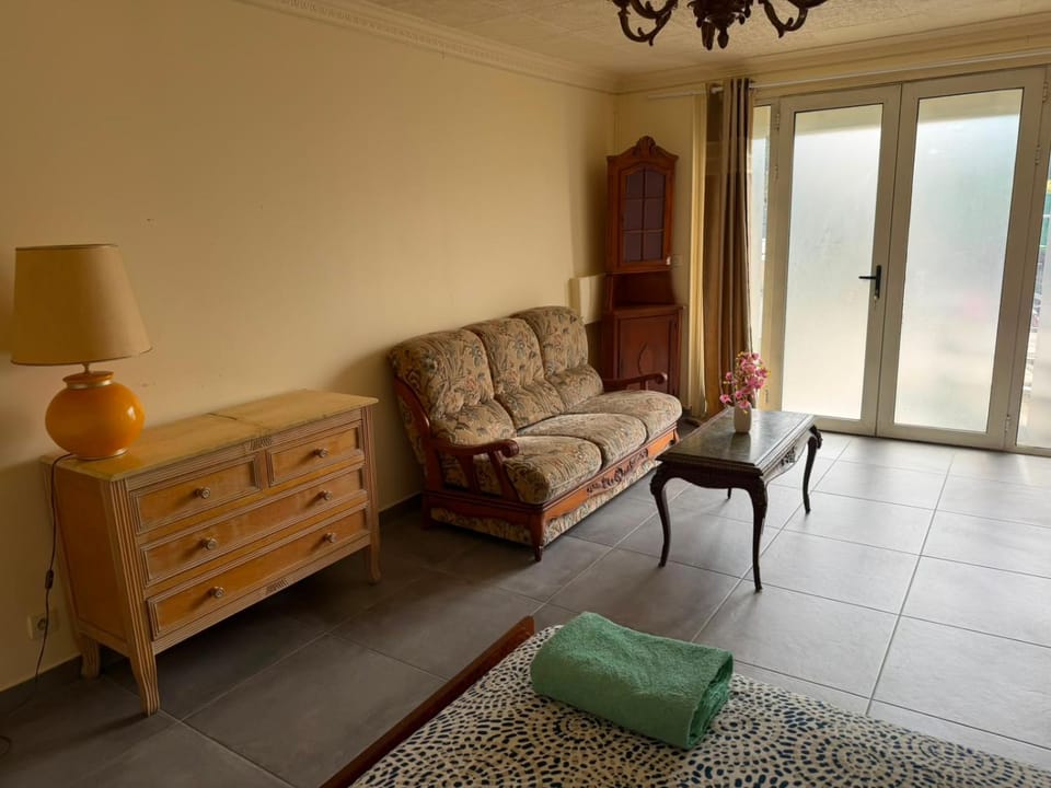 Chambres paisibles dans maison à Bobigny Vacation rental in Île-de-France