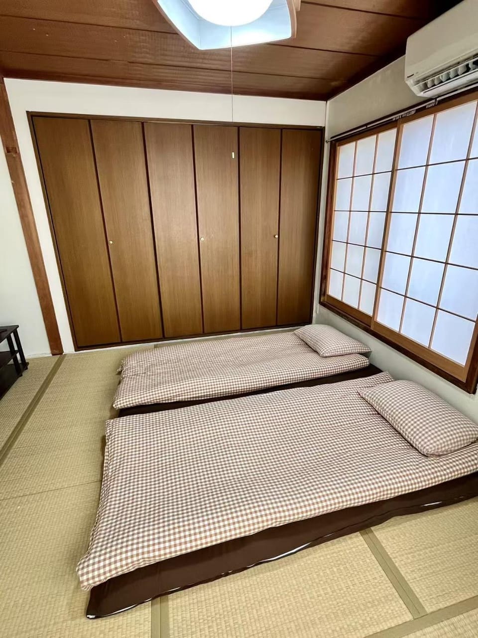 Yume夢 難波南恵美須町駅前店 Bed and Breakfast in Osaka