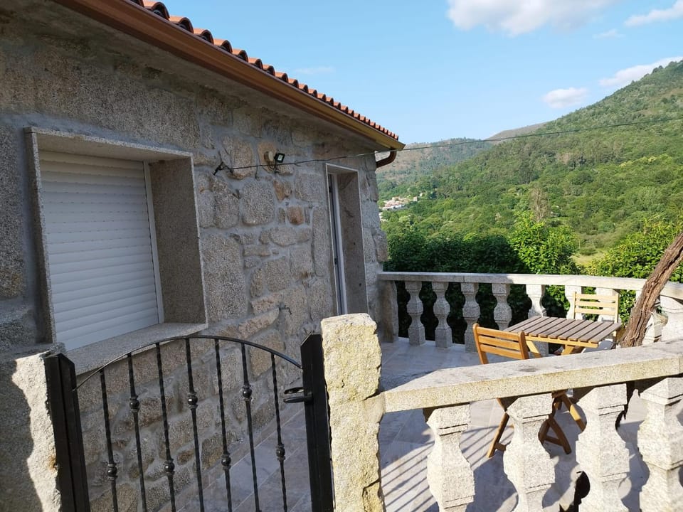 View (from property/room), Balcony/Terrace