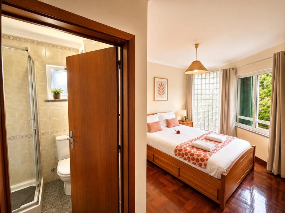 Shower, Bed, Bedroom