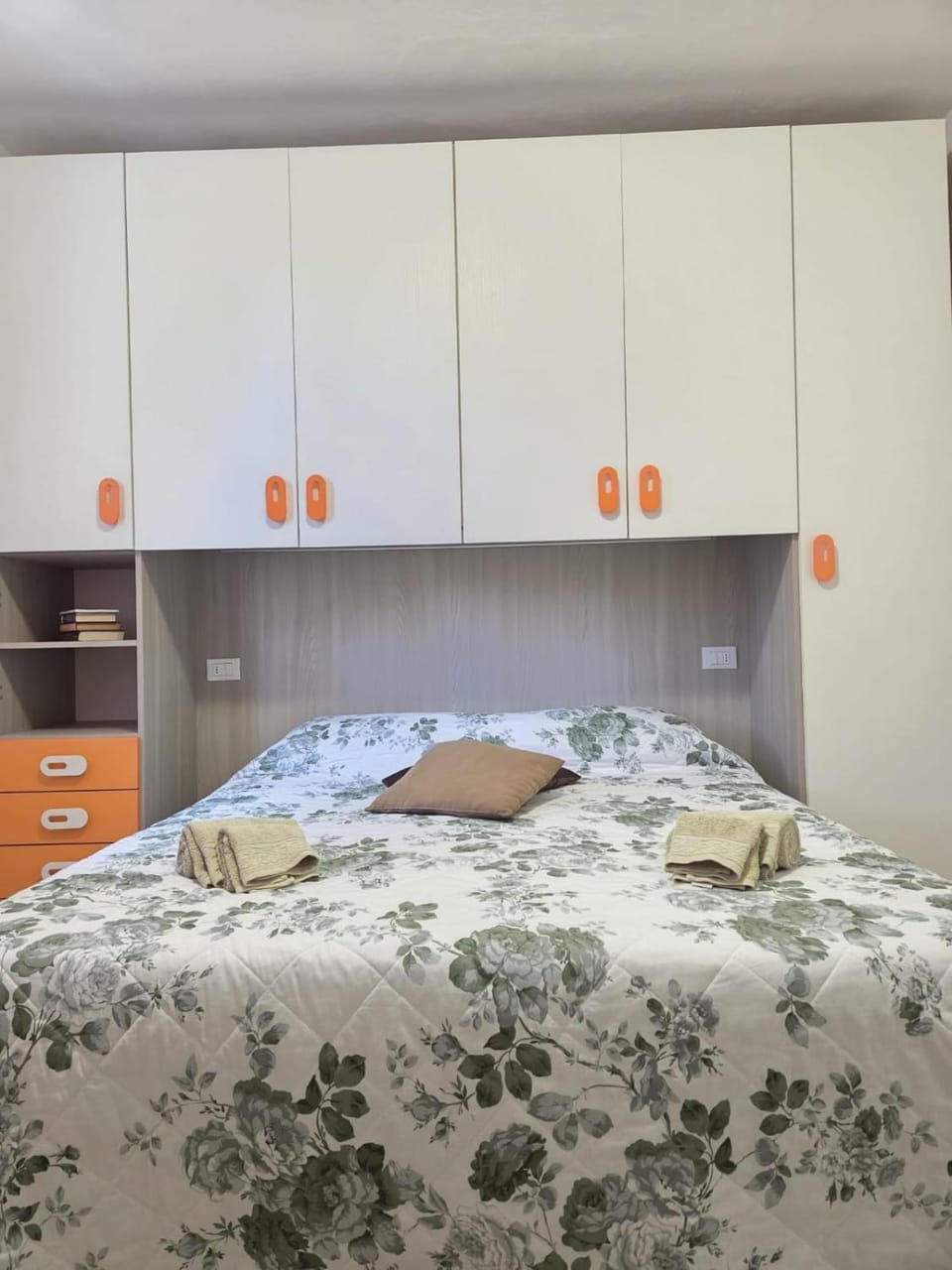 Bed, wardrobe