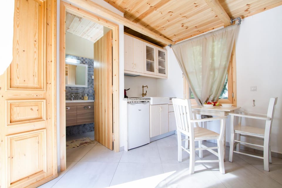 Coffee/tea facilities, Other, Dining area
