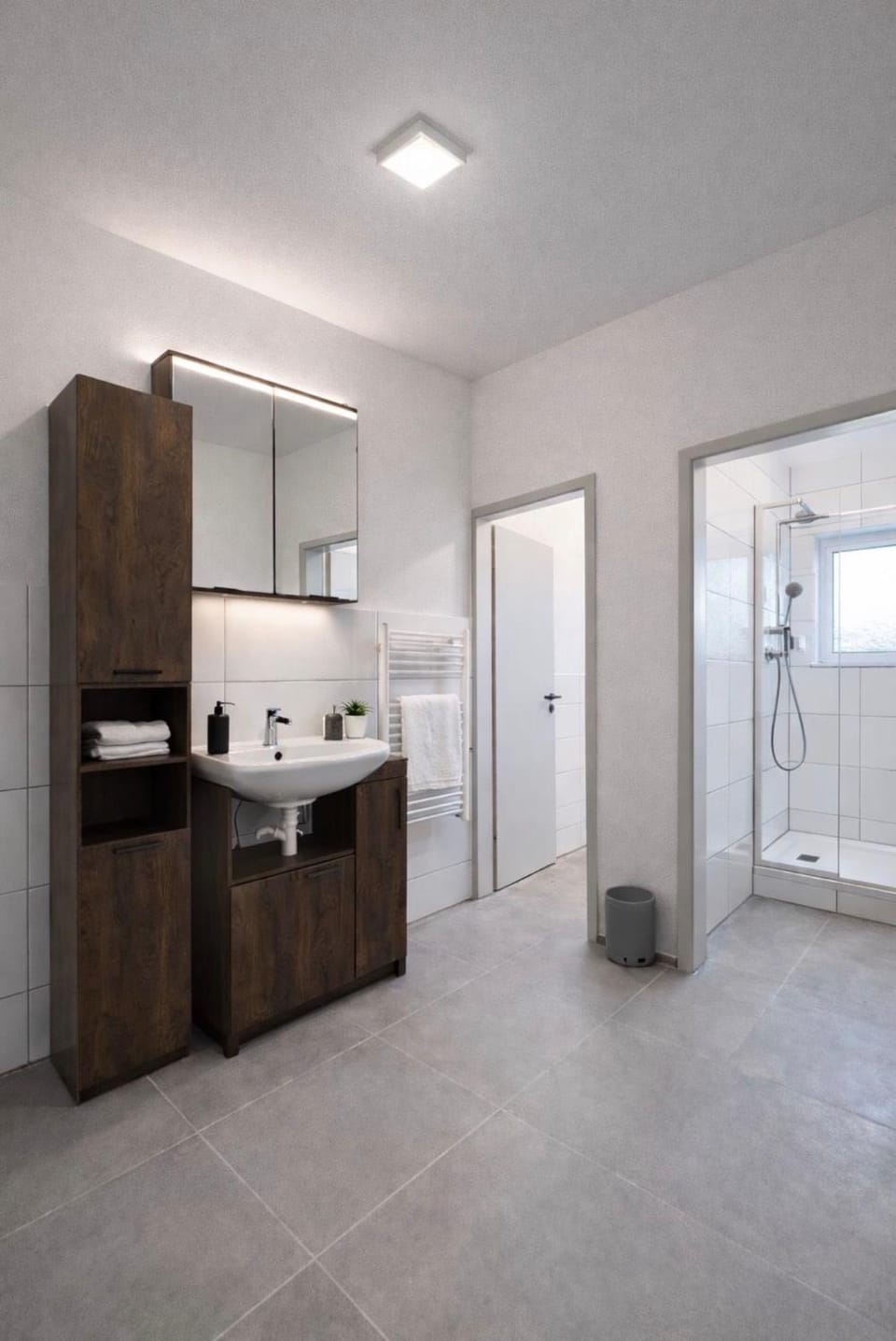 Monteurzimmer Saarland Hostel in Saarland, 66, Germany