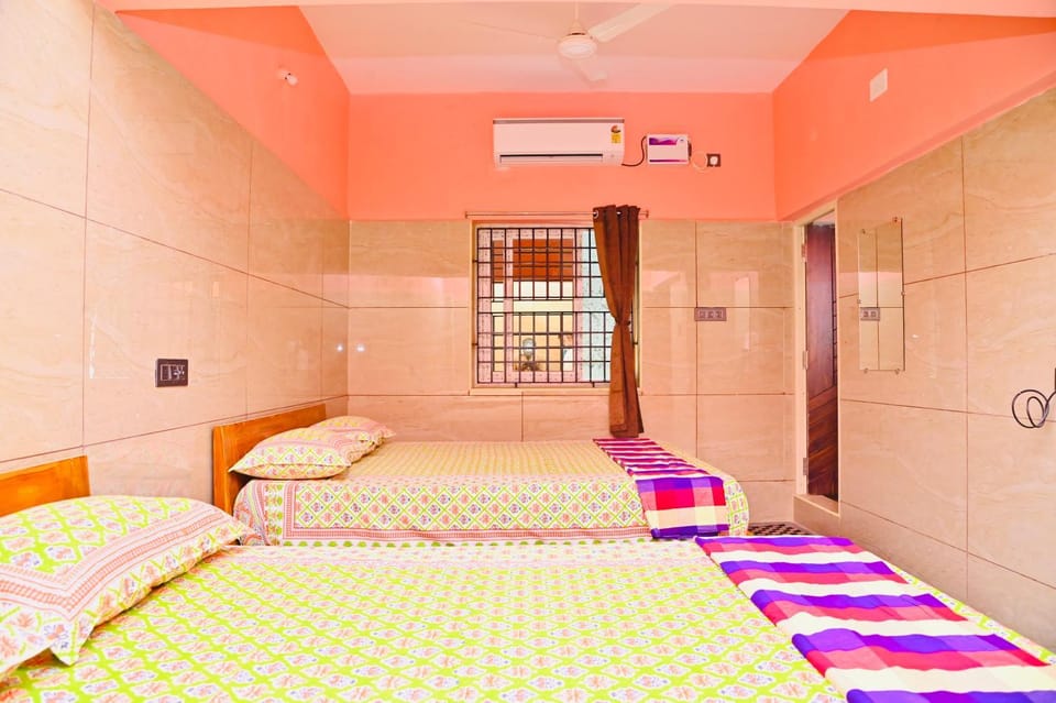 Bed, Bedroom, air conditioner