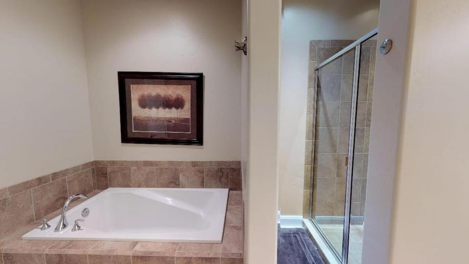 Almost Heaven at Coral Ridge Resort House in Washington