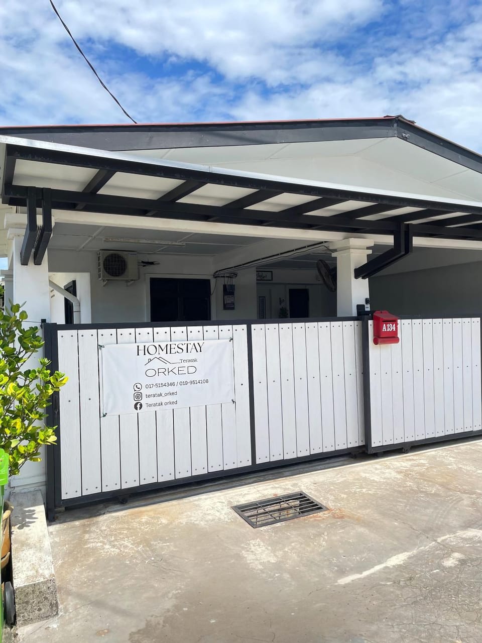 Property building, Day