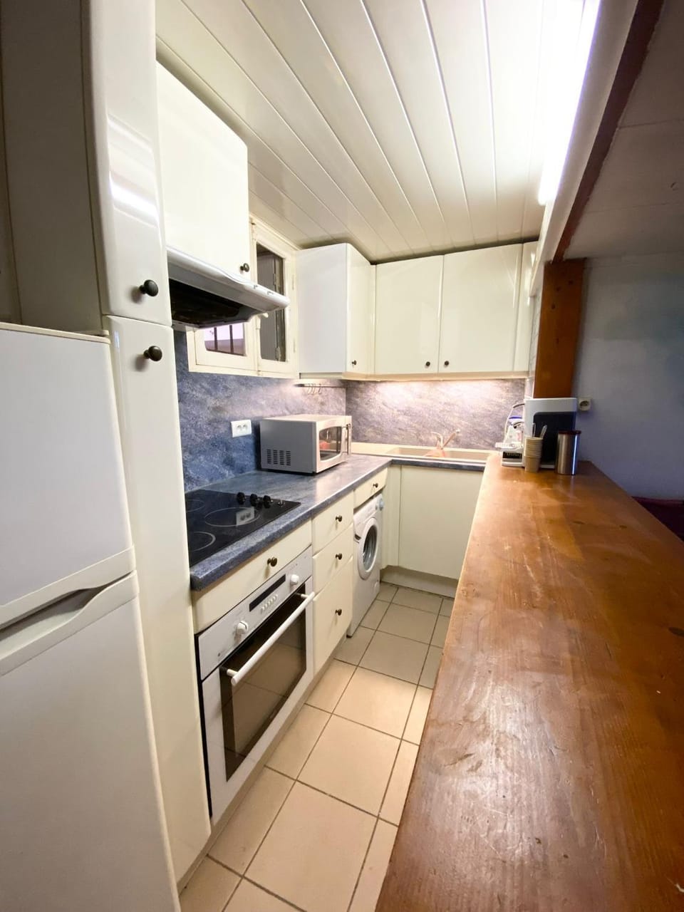 Studio front de mer Valras-Plage 2-4 personnes Apartment in Occitanie