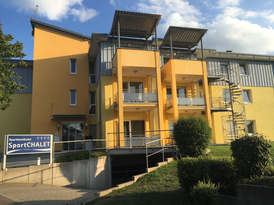 Property building, Day