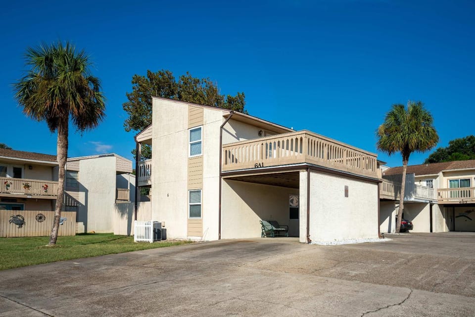 Horizon Breeze - Family Escape House in Panama City Beach