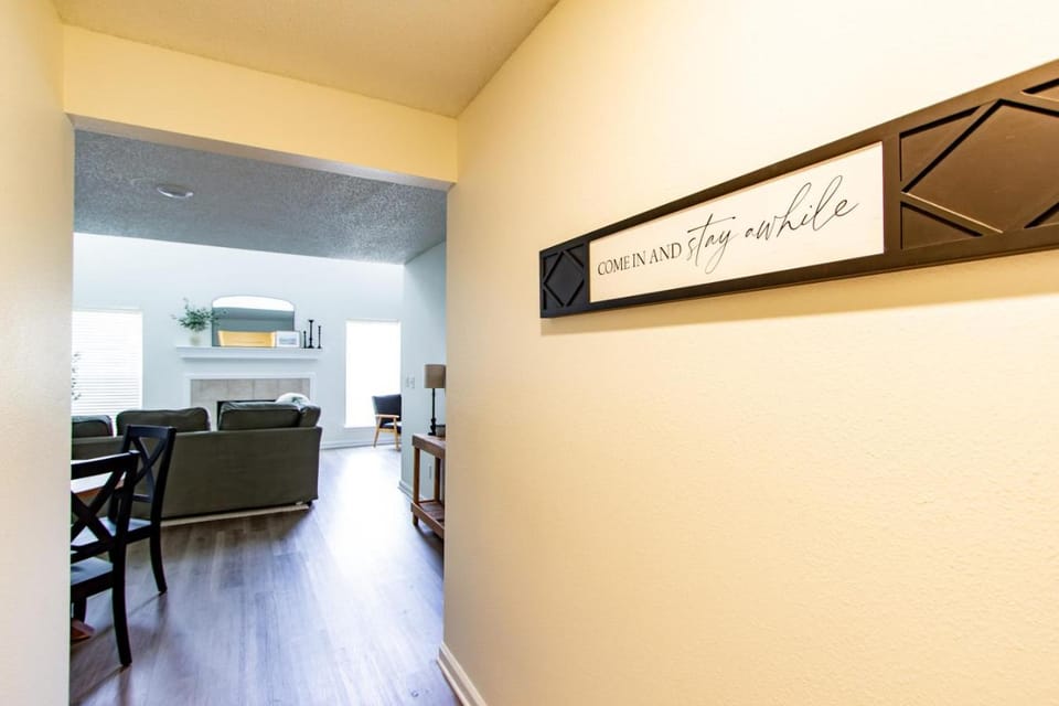 Family and Pet Friendly Hideaway House in Olive Branch