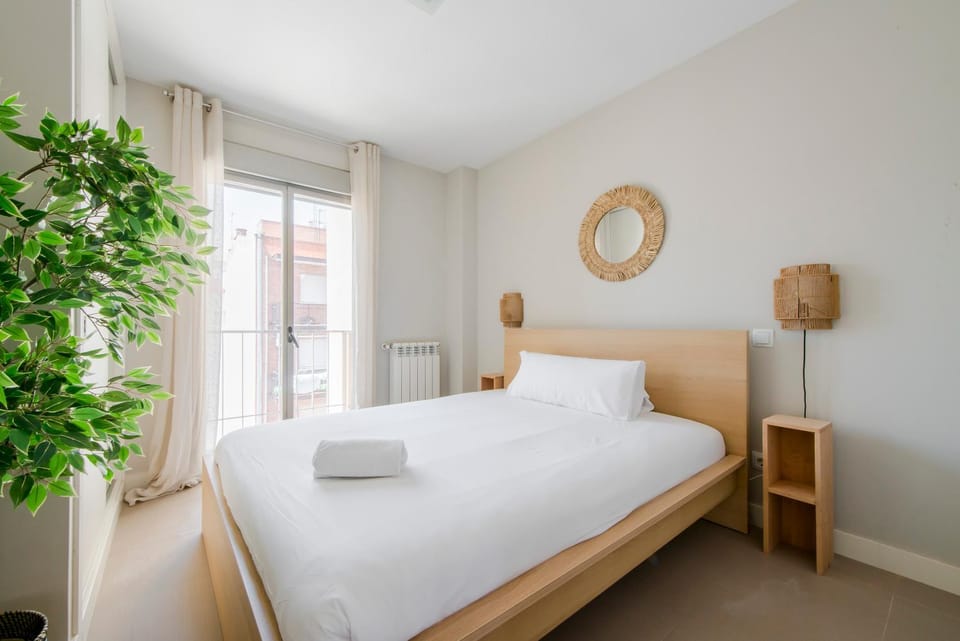 Bed, Bedroom