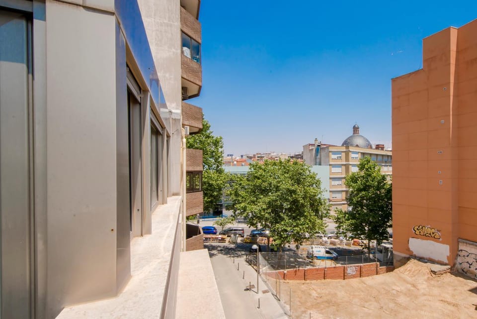 Property building, City view