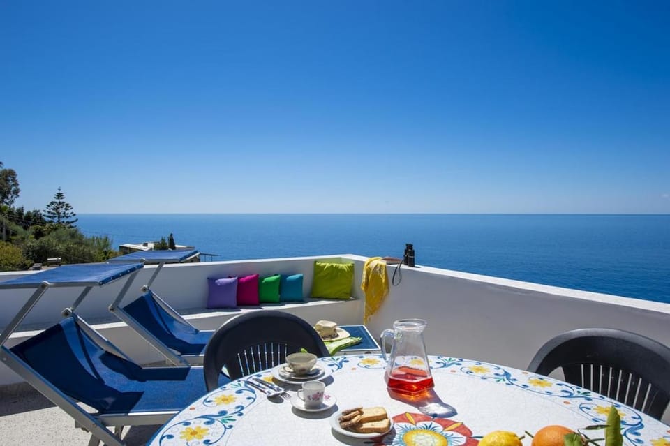Casa Sulla Baia Mareblu Praiano Apartment in Praiano