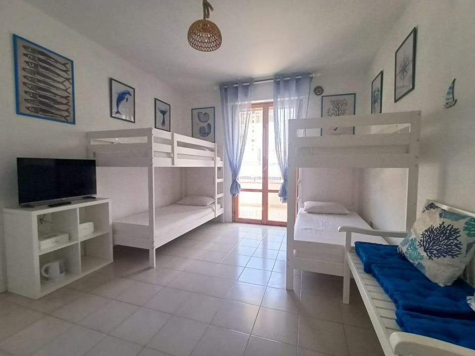 bunk bed