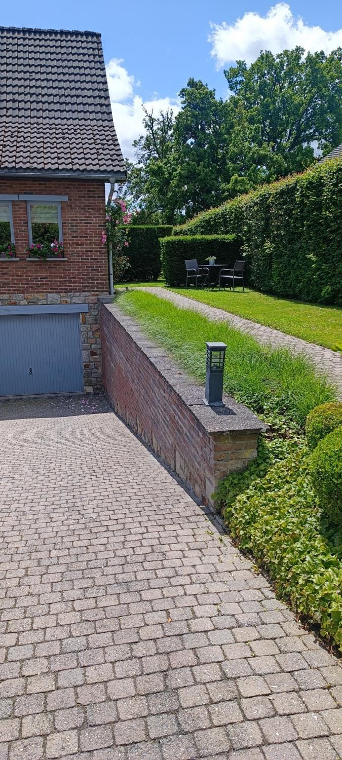 A l'ombre de la chapelle Bed and Breakfast in Wallonia, Belgium