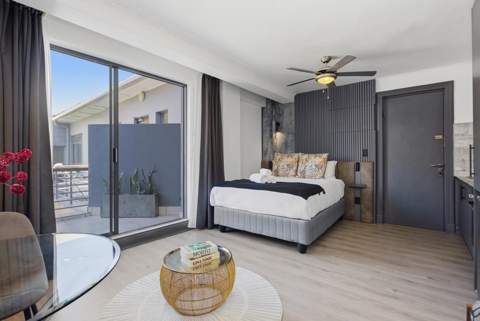 Bed, View (from property/room), Photo of the whole room, Seating area, Bedroom, hair dryier, air conditioner, air conditioner