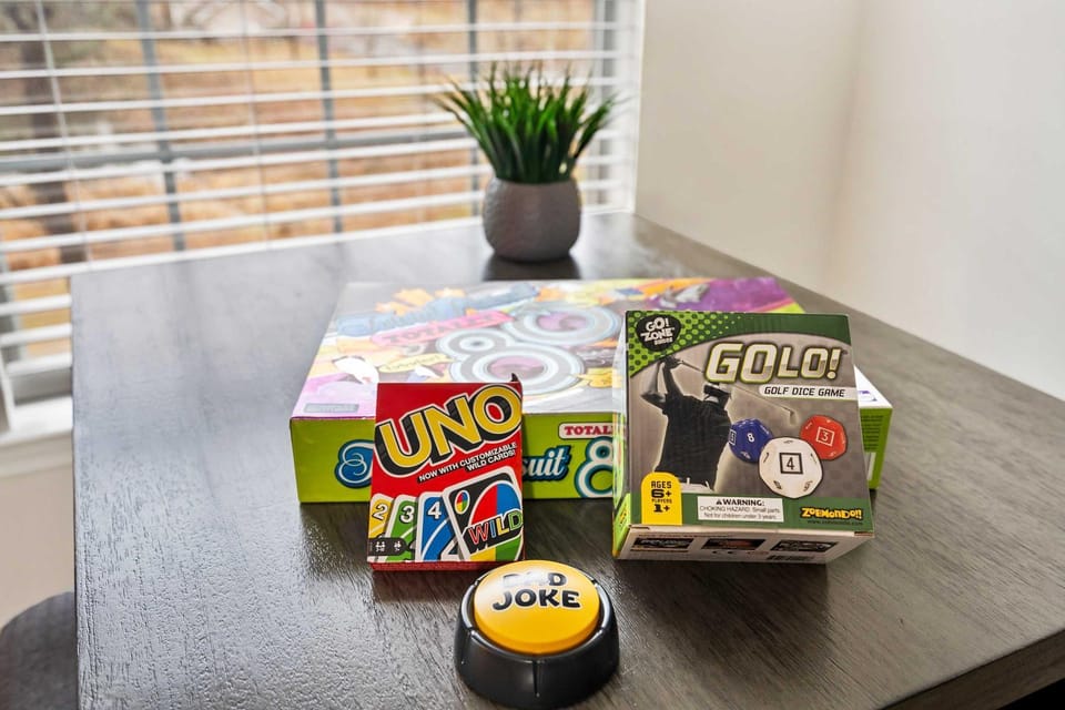 Chandler's Pondview Getaway - Chic Branson Escape House in Branson