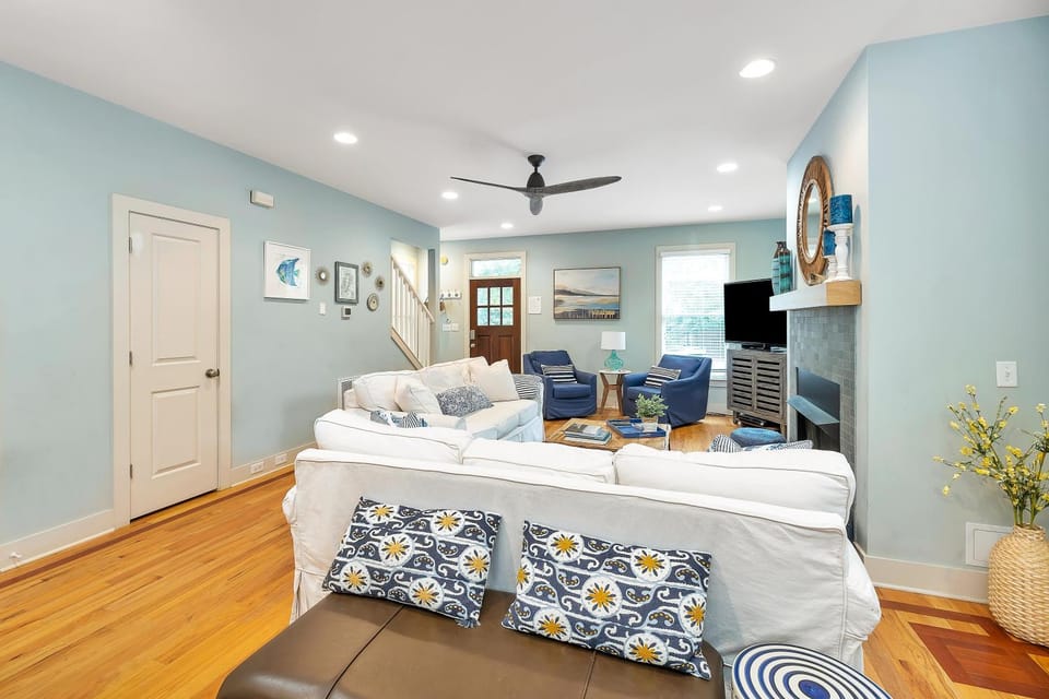 1104 Demere Road House in Saint Simons Island