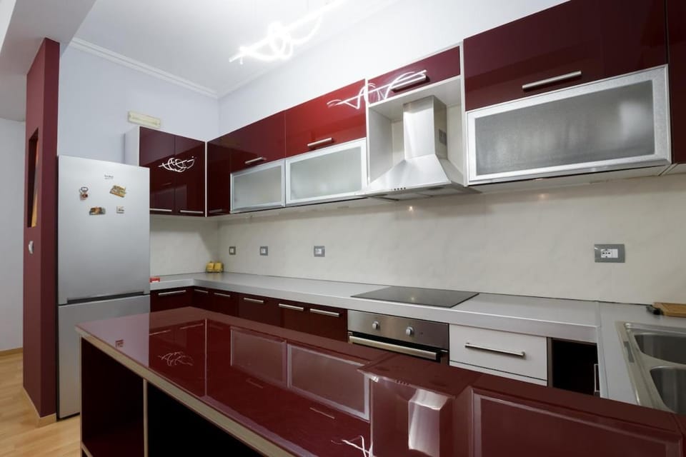 Kitchen or kitchenette, oven, stove