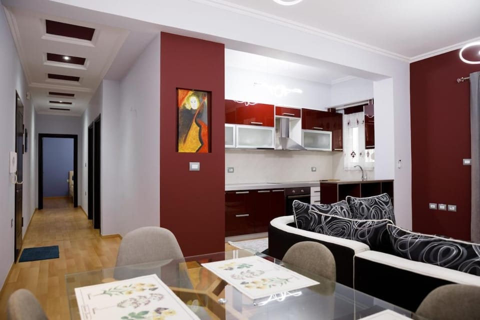 Kitchen or kitchenette, Living room, Seating area, Dining area, stove